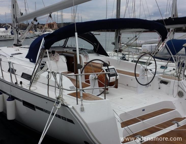 Bavaria Cruiser 51 2015